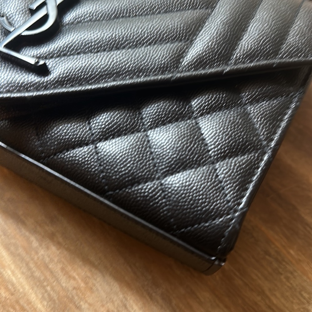 YSL Medium NWOT Handbag Authentic - Picture 7 of 9